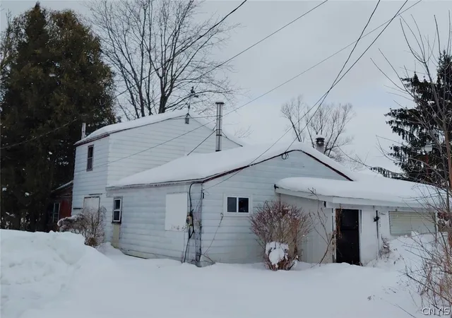 Homes for sale in Clay, NY | 3613 Bonstead Rd, Clay, NY 13041 | MLS# S1664405