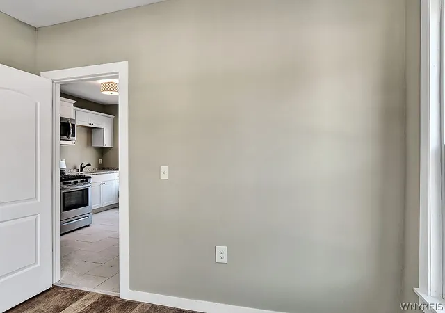 Homes for sale in Buffalo, NY | 162 Harvard Pl, Buffalo, NY 14209 | MLS# B1662771