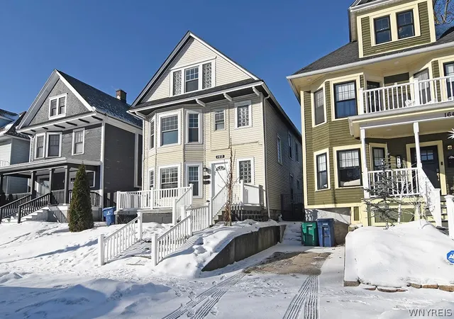 Homes for sale in Buffalo, NY | 162 Harvard Pl, Buffalo, NY 14209 | MLS# B1662771