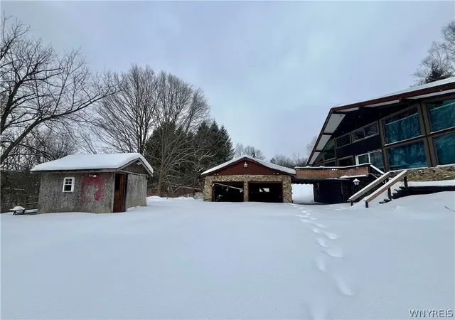 1st image of 10300 Route 39, Sardinia, NY 14134 | MLS# B1664074
