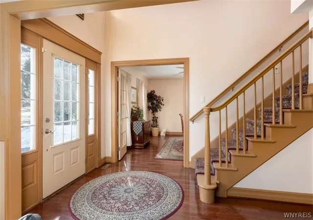 Photo 4 of Single family home for sale at 860 Union Rd, West Seneca, NY 14224 | MLS# B1656215 | Listing updated on 2026-06-23