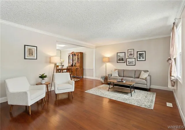 Photo 3 of Sale Pending at 5007 Overlook, Hamburg, NY 14075 | MLS# B1664401 | Listing updated on 2026-05-17