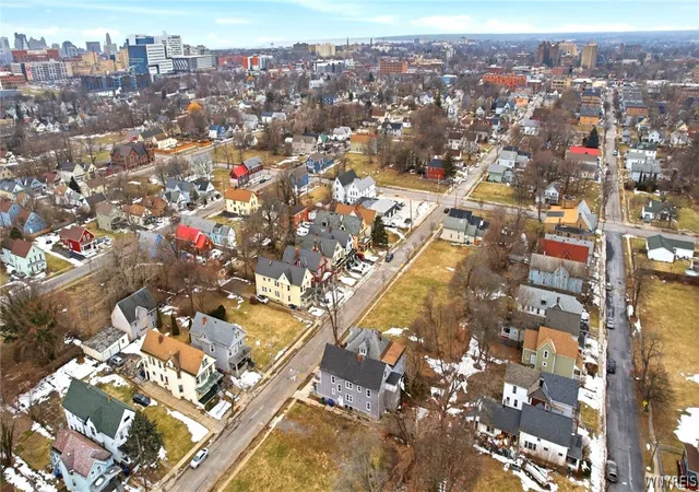 Homes for sale in Buffalo, NY | 234 Riley St, Buffalo, NY 14208 | MLS# B1664545