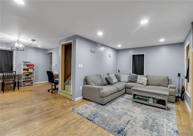 Homes for sale in Cambria, NY | 2961 Franklin St, Cambria, NY 14132 | MLS# B1664762