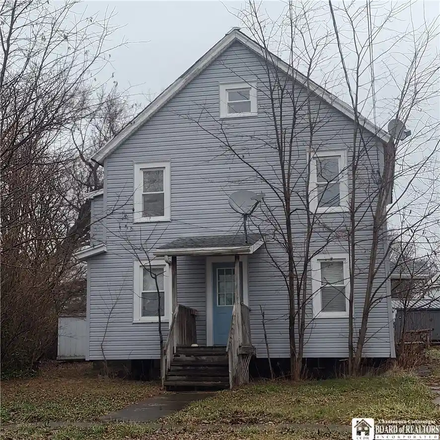 Single family home for sale at 21 Elm, Hanover, NY 14136 | MLS# R1664739
