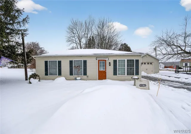 1st image of 5677 Eastwood Dr, Verona, NY 13478 | MLS# B1664107