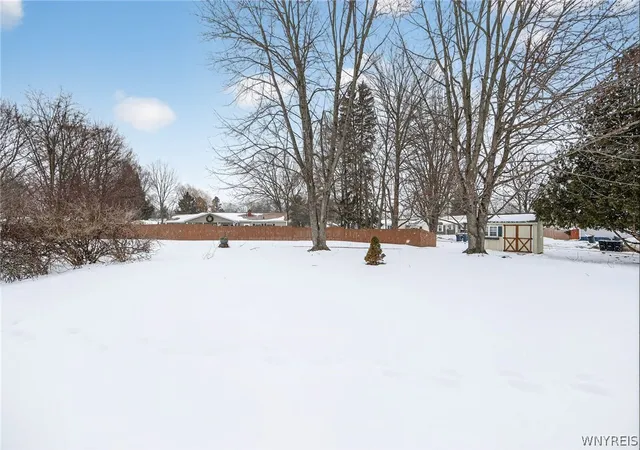 5th image of 5677 Eastwood Dr, Verona, NY 13478 | MLS# B1664107