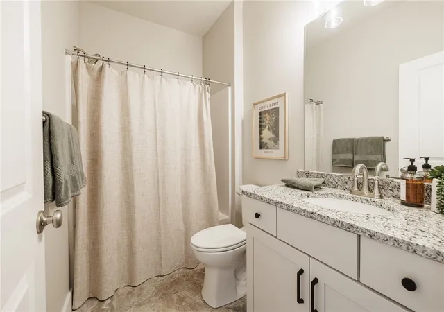 Listing Photo 2 - Condo for sale in building located at 6176 Fourmile Creek Cir, Ontario, NY 14519 - Unit #
