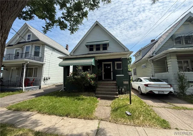 2nd image of 187 Condon Ave, Buffalo, NY 14207 | MLS# B1664412