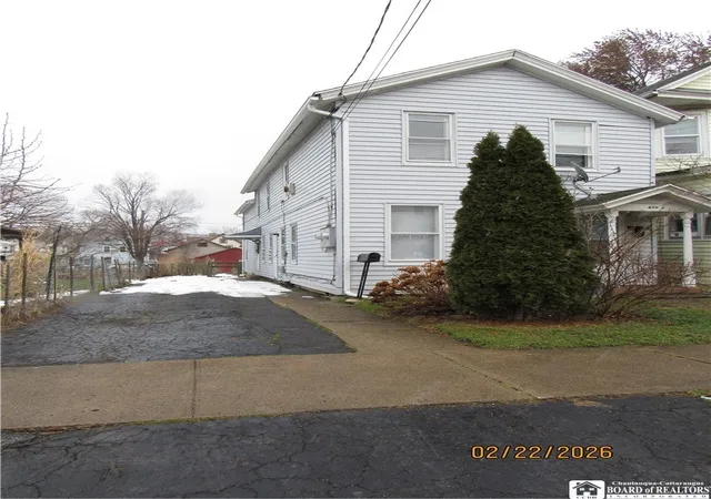 1st image of 428 Washington Ave #2, Dunkirk, NY 14048 | MLS# R1664856