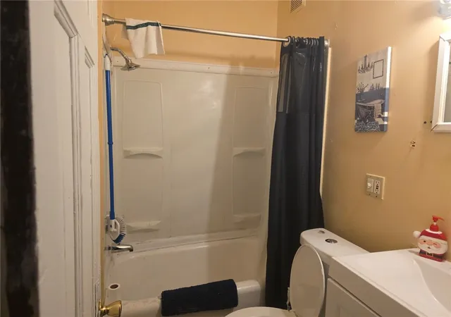 Listing Photo 5 - Condo for sale in building located at 507-511 Hayward Ave, Rochester, NY 14609