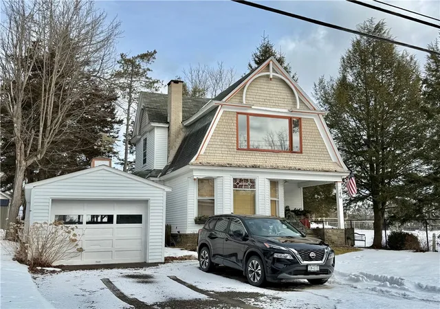 3rd image of 46 S Washington Ave, Oxford, NY 13830 | MLS# R1665230