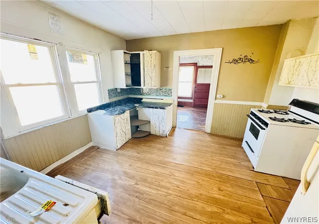 5th image of 20 Charles St, Jamestown, NY 14701 | MLS# B1664078