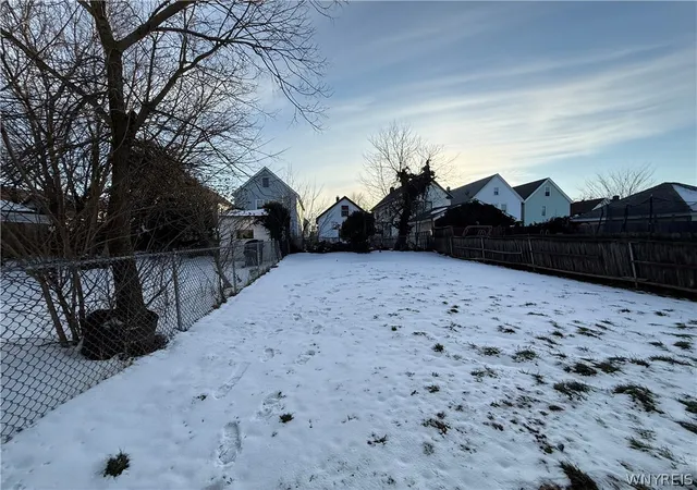 Homes for sale in Buffalo, NY | 228 Newfield St, Buffalo, NY 14207 | MLS# B1664087