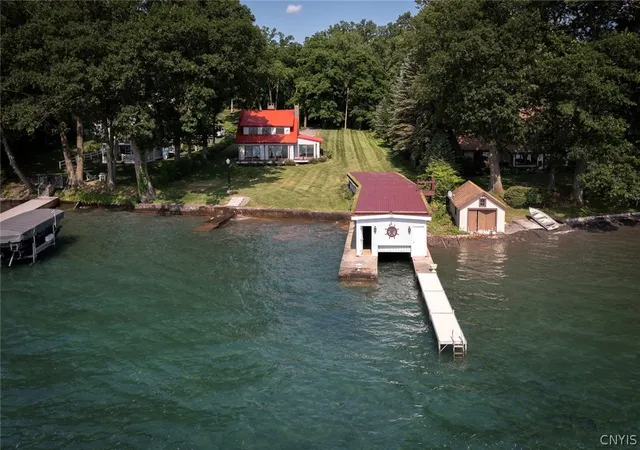 1st image of 2761 E Lake Rd, Skaneateles, NY 13152 | MLS# S1665019