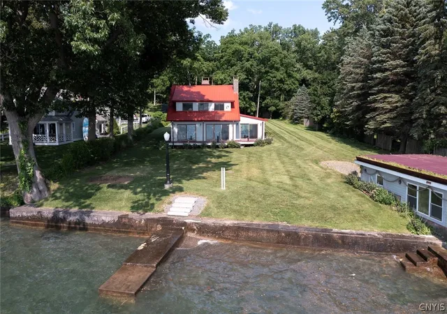 2nd image of 2761 E Lake Rd, Skaneateles, NY 13152 | MLS# S1665019