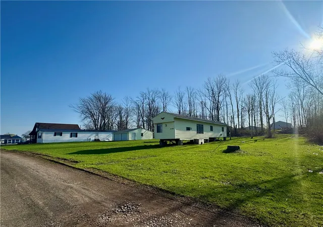 Homes for sale in Wolcott, NY | 8208 Walnut Rd, Wolcott, NY 14590 | MLS# R1665744