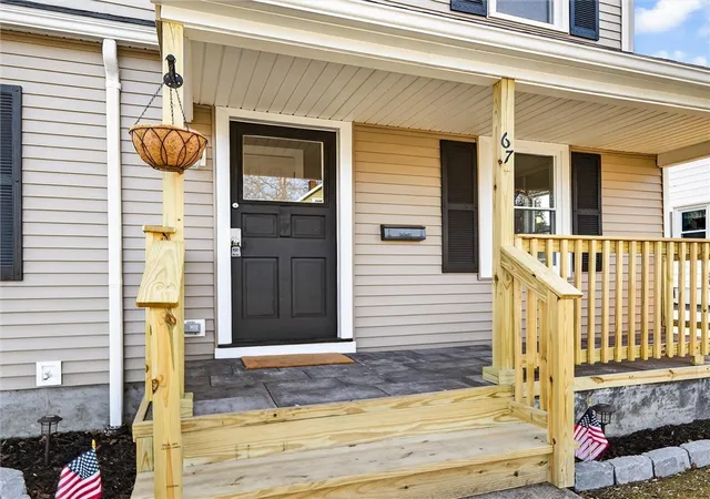 Homes for sale in Rochester, NY | 67 Gray St, Rochester, NY 14609 | MLS# R1665411