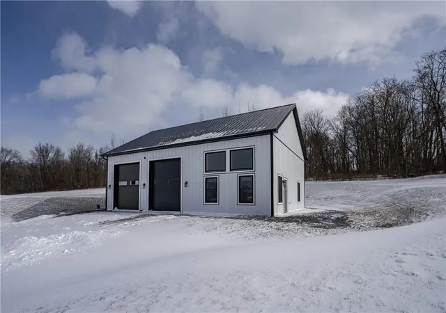 Homes for sale in Manchester, NY | 2932 Stevens St, Manchester, NY 14432 | MLS# R1664916