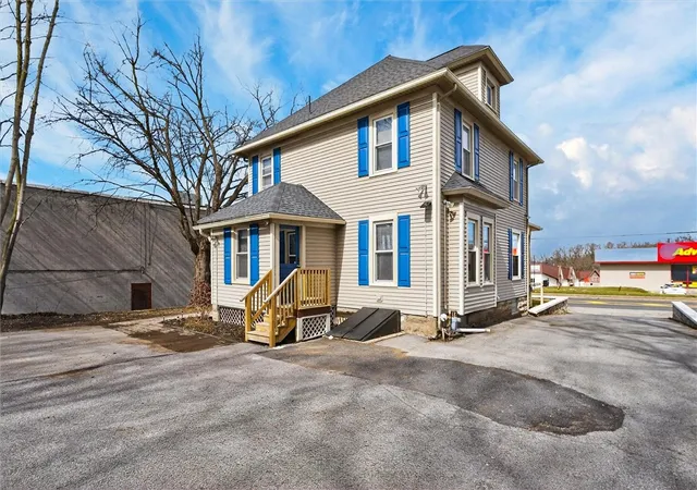 Homes for sale in Arcadia, NY | 506 W Union St, Arcadia, NY 14513 | MLS# R1665843