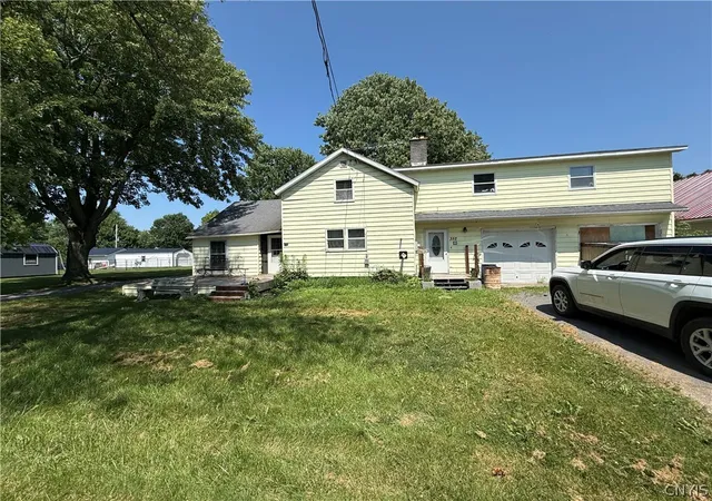 Homes for sale in Cape Vincent, NY | 352 S Real St, Cape Vincent, NY 13618 | MLS# S1666155