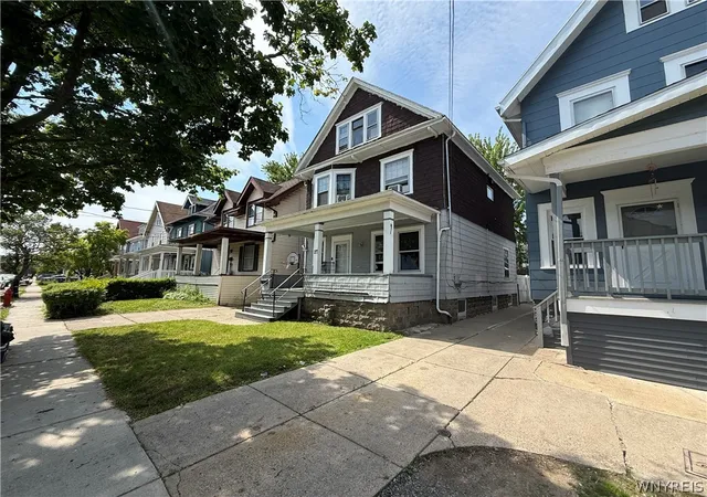 2nd image of 27 Albert Ave, Buffalo, NY 14207 | MLS# B1664786