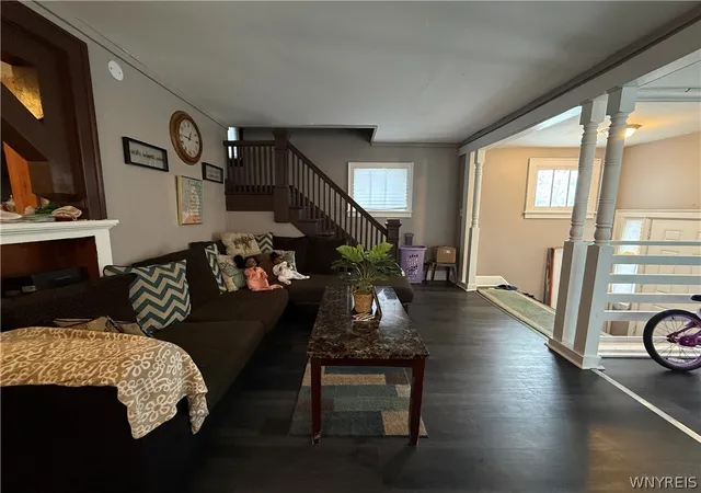 Homes for sale in Buffalo, NY | 124 Newfield St, Buffalo, NY 14207 | MLS# B1664104