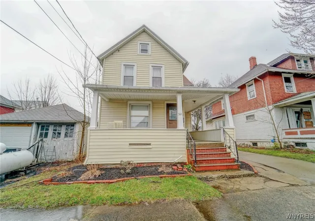 1st image of 306 Lord St, Dunkirk, NY 14048 | MLS# B1666108