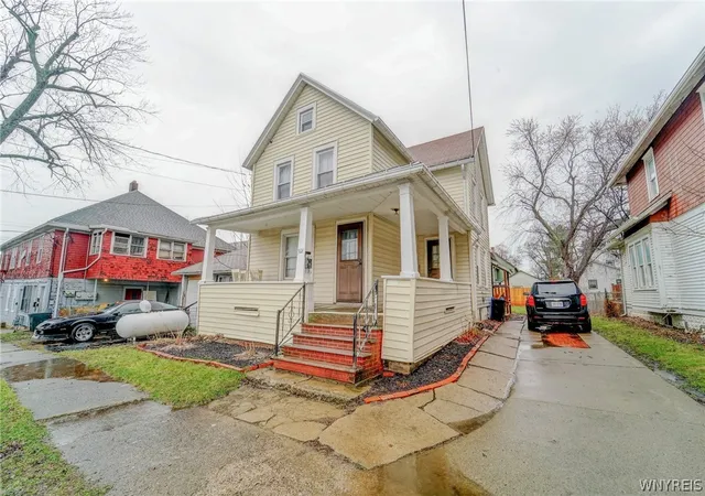 2nd image of 306 Lord St, Dunkirk, NY 14048 | MLS# B1666108