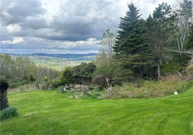 4th image of 260 State Hwy 28, Oneonta, NY 13820 | MLS# R1664535