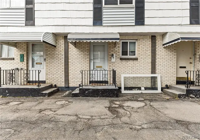 1st image of 216 Summer St #6, Buffalo, NY 14222 | MLS# B1666461