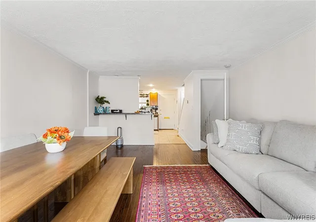 3rd image of 216 Summer St, Buffalo, NY 14222