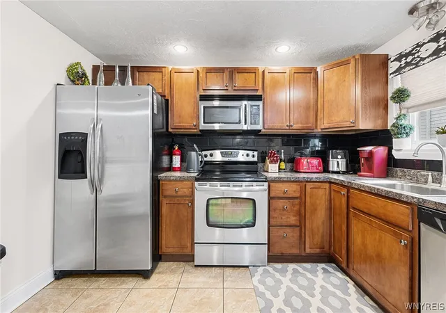 4th image of 216 Summer St, Buffalo, NY 14222