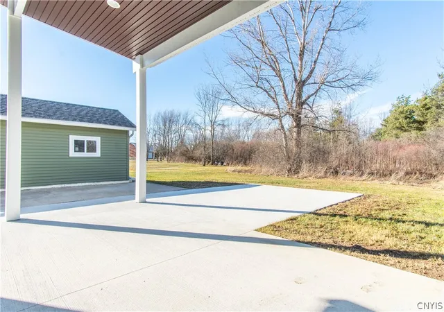 Photo 4 of Single family home for sale at 17079 May Irwin Rd, Clayton, NY 13624 | MLS# S1666548 | Listing updated on 2026-07-19