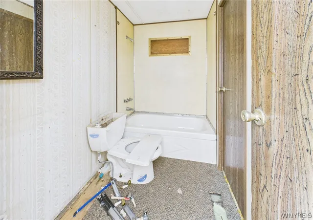 3rd image of 9279 Lake Ave, Portland, NY 14716 | MLS# B1666984