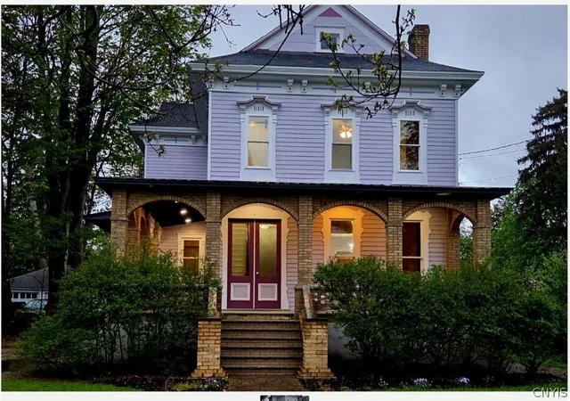 Homes for sale in Oneida, NY | 317 Broad St, Oneida, NY 13421 | MLS# S1666900