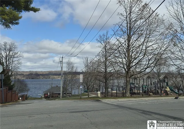 3rd image of 1 Packard Way, Busti, NY 14750 | MLS# R1666993