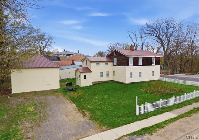Homes for sale in Richland, NY | 20 S Jefferson St, Richland, NY 13142 | MLS# S1666547