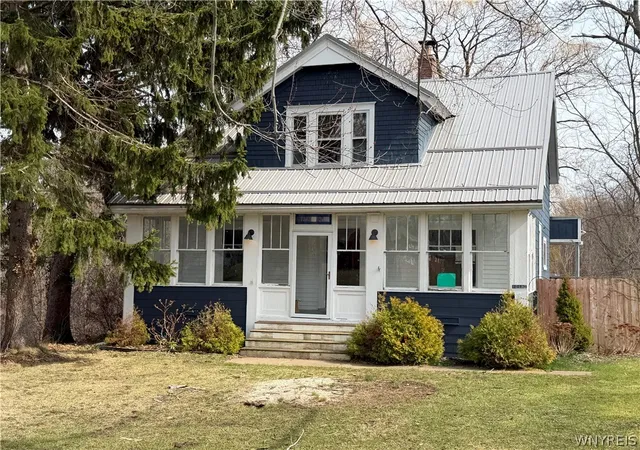 2nd image of 12182 Old Main Rd, Hanover, NY 14136 | MLS# B1666617