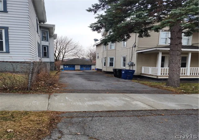 Homes for sale in Syracuse, NY | 510 Hickory St, Syracuse, NY 13203 | MLS# S1666852