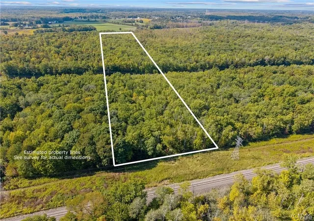 1st image of 9149 Mud Mill Rd, Brewerton, NY 13029 | MLS# S1667020