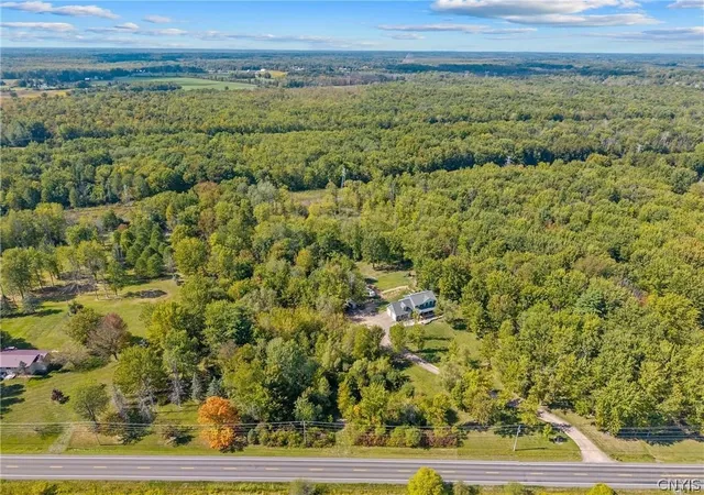 3rd image of 9149 Mud Mill Rd, Brewerton, NY 13029 | MLS# S1667020