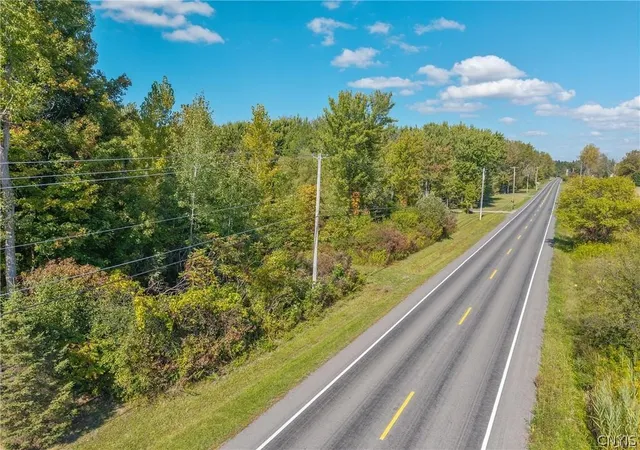4th image of 9149 Mud Mill Rd, Brewerton, NY 13029 | MLS# S1667020