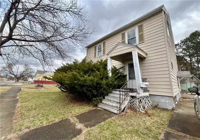 Homes for sale in Elmira City, NY | 1858 Davis St, Elmira City, NY 14901 | MLS# R1667280