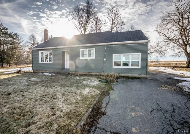 Homes for sale in Rome, NY | 5818 Old Oneida Rd, Rome, NY 13440 | MLS# S1667258