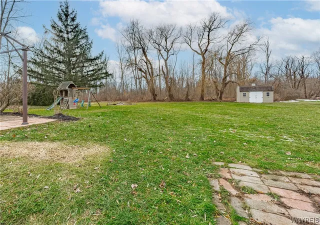 5th image of 7330 Salt Rd, Clarence Center, NY 14032 | MLS# B1667371