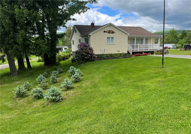 Homes for sale in Deposit, NY | 38 Oak St, Deposit, NY 13754 | MLS# R1666890