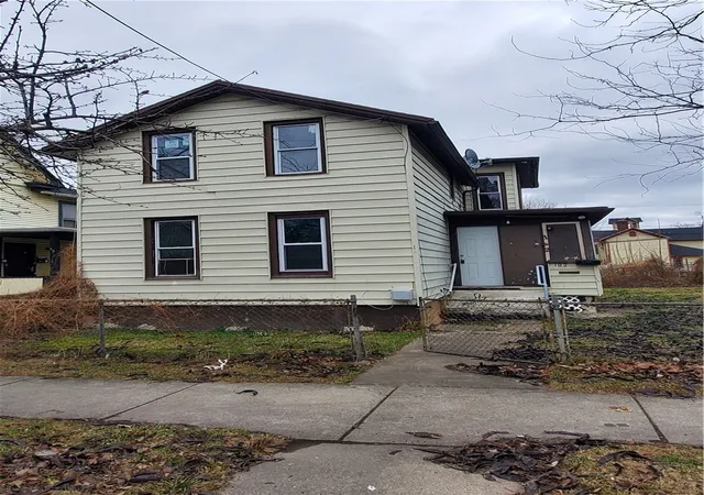 Photo 1 of Sale Pending at 102 Jefferson Ave, Rochester, NY 14611 | MLS# R1666653 | Listing updated on 2026-04-01