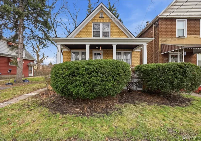 1st image of 2621 Welch Ave, Niagara Falls, NY 14303 | MLS# B1667704