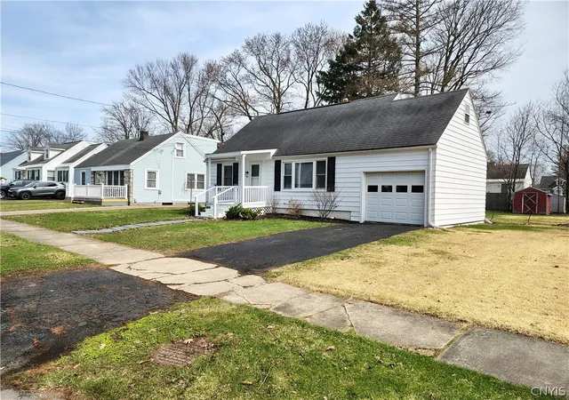 Homes for sale in Utica, NY | 408 Coolidge Rd, Utica, NY 13502 | MLS# S1667779